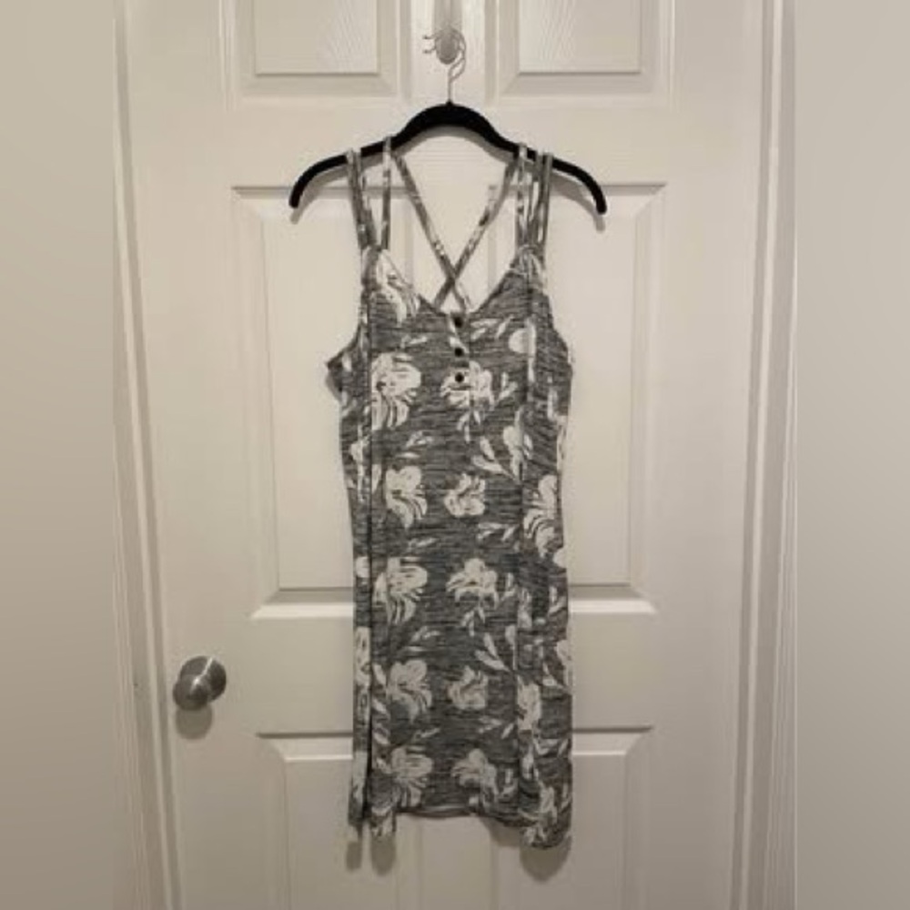 Market&Spruce Gray and White Floral Dress